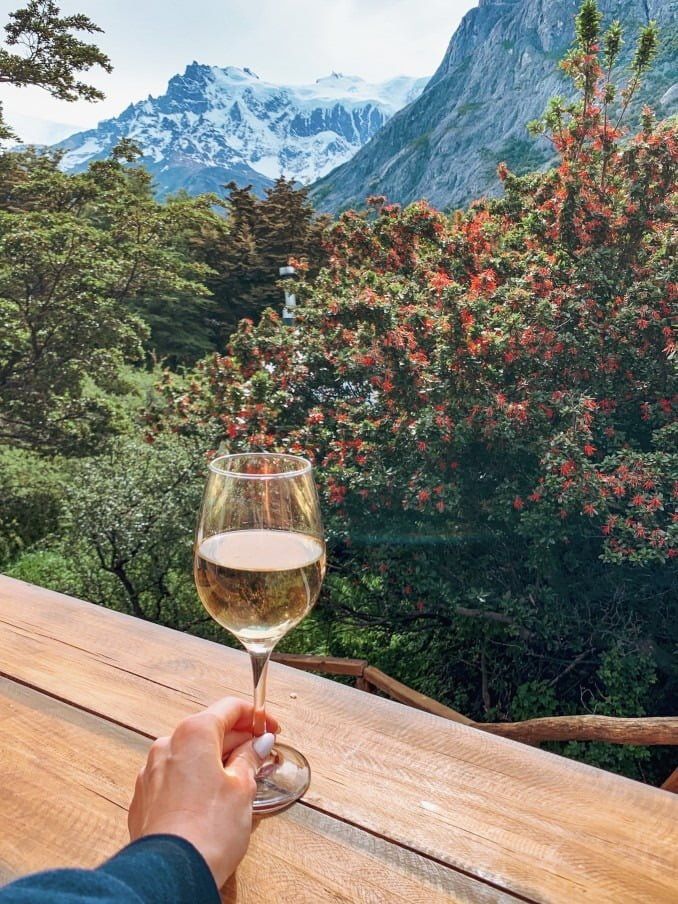 Wine Maven | nature mountain landscape glass wine white wine chile t20 R0ngjw